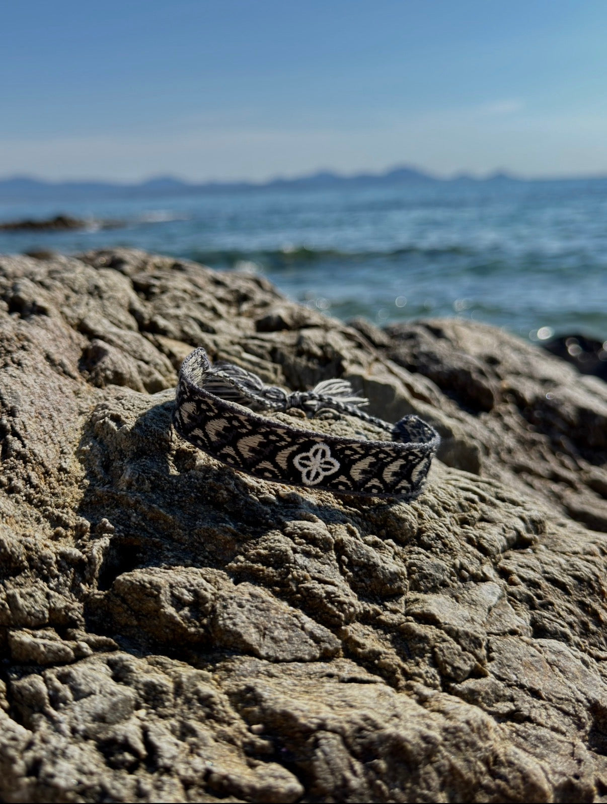 VHERSO BLACK BRACELET